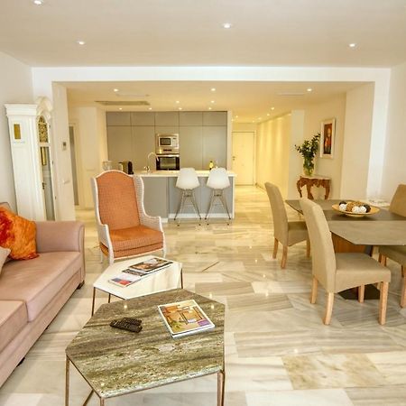 Playas Del Duque, Puerto Banus, Golf .Playa Y Compras Apartment Marbella Exterior photo