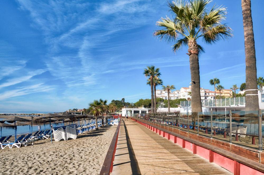 Playas Del Duque, Puerto Banus, Golf .Playa Y Compras Apartment Marbella Exterior photo