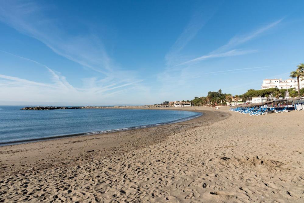 Playas Del Duque, Puerto Banus, Golf .Playa Y Compras Apartment Marbella Exterior photo