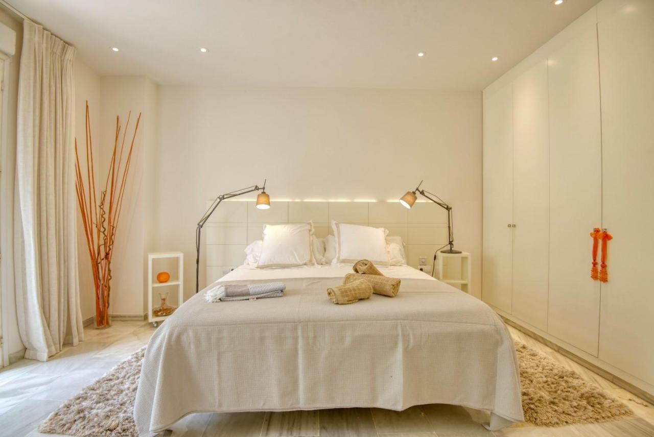 Playas Del Duque, Puerto Banus, Golf .Playa Y Compras Apartment Marbella Exterior photo